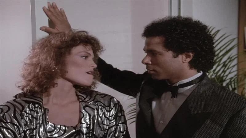 Кадры из сериала Полиция Майами: Отдел нравов (1984)